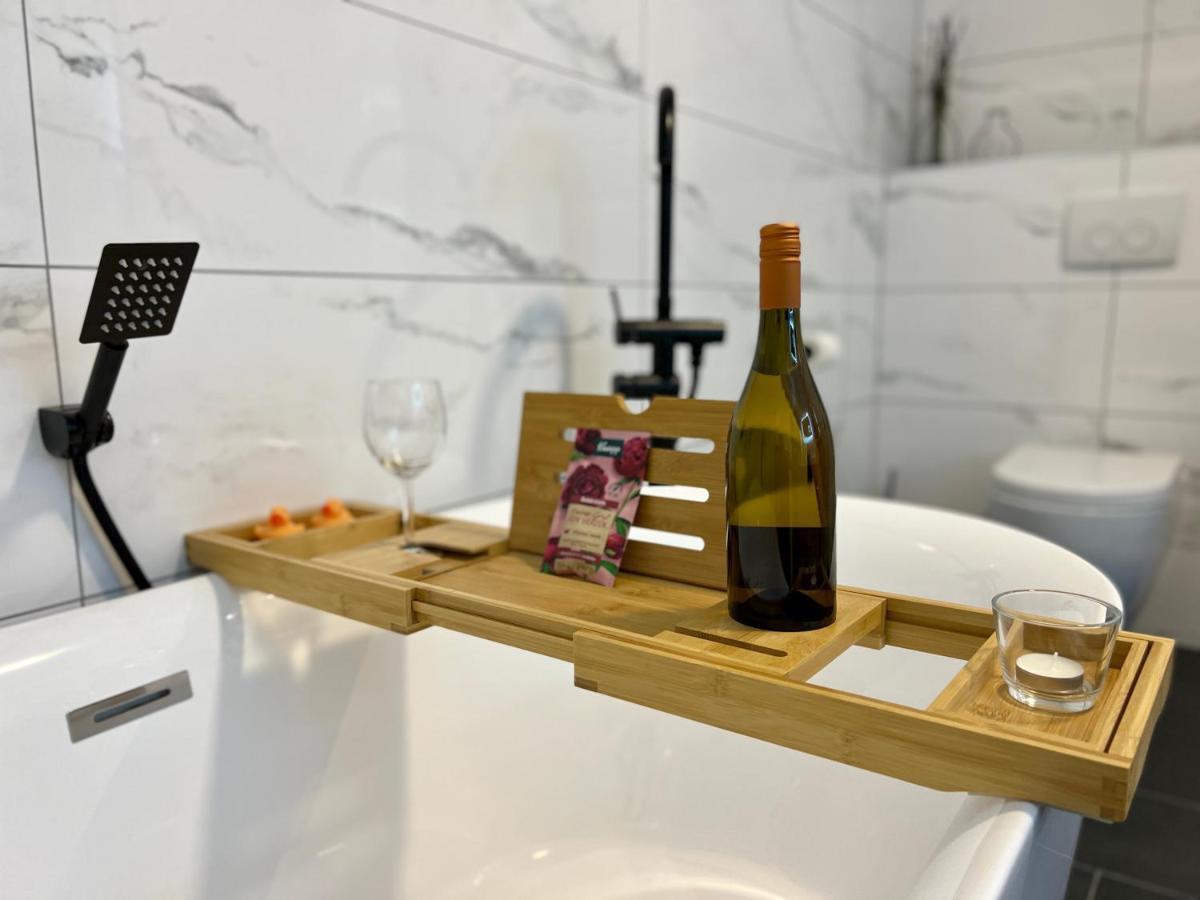 Junipro Luxury Apartments Bosen-Eckelhausen Buitenkant foto