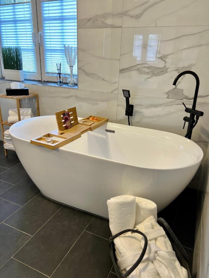 Junipro Luxury Apartments Bosen-Eckelhausen Buitenkant foto
